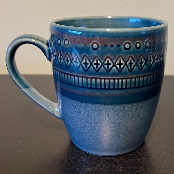Threshold KINGSLAND Two-Toned Blue Stoneware Mug with Embossed Geometric Design - Picture 1 of 11